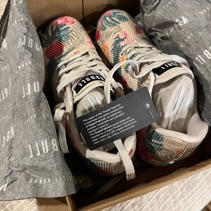 NWT *BRAND NEW* No Bull Trainers